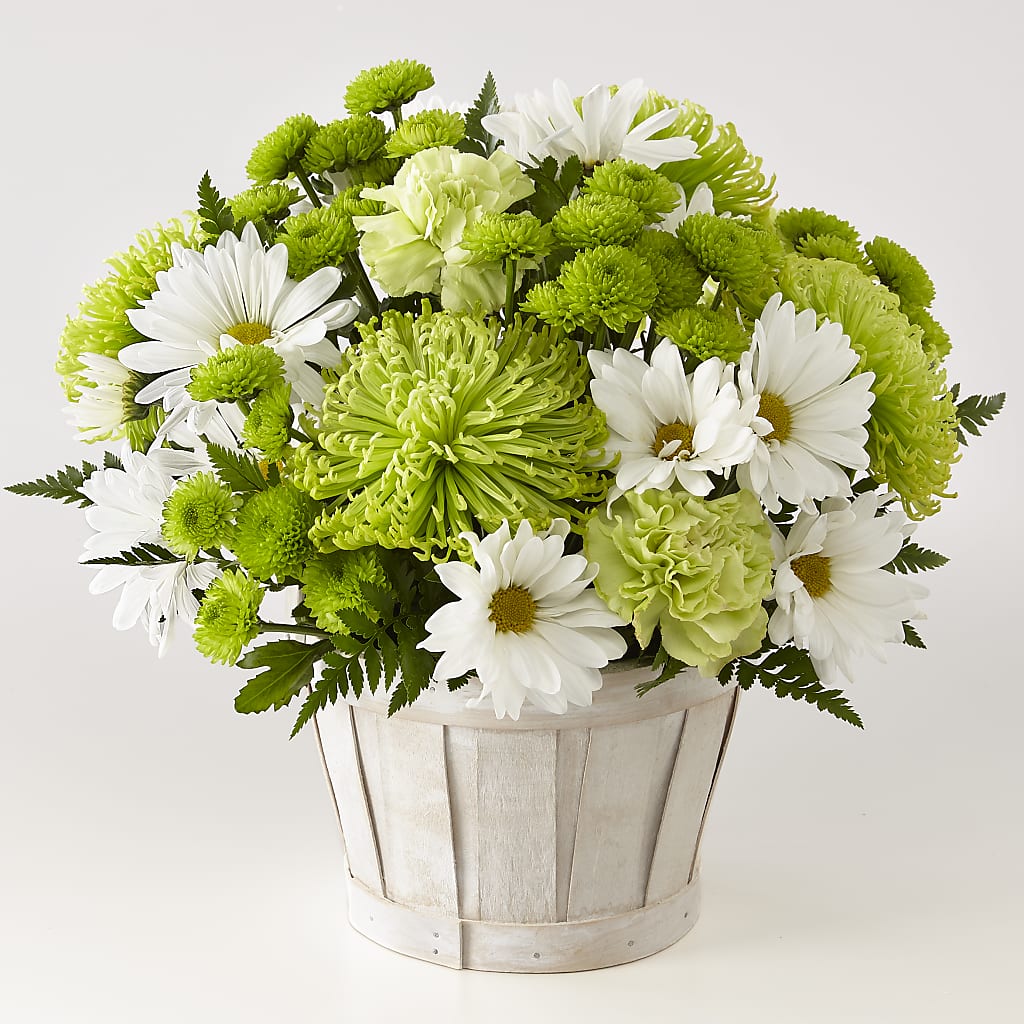 Lucky Charm Basket (Standard) – Brunet Florist, Kanata ON