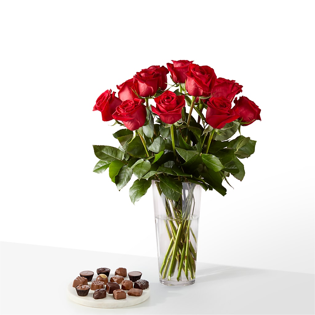 Romantic Long Stem Red Rose Bouquet Bundles – Brunet Florist, Kanata ON
