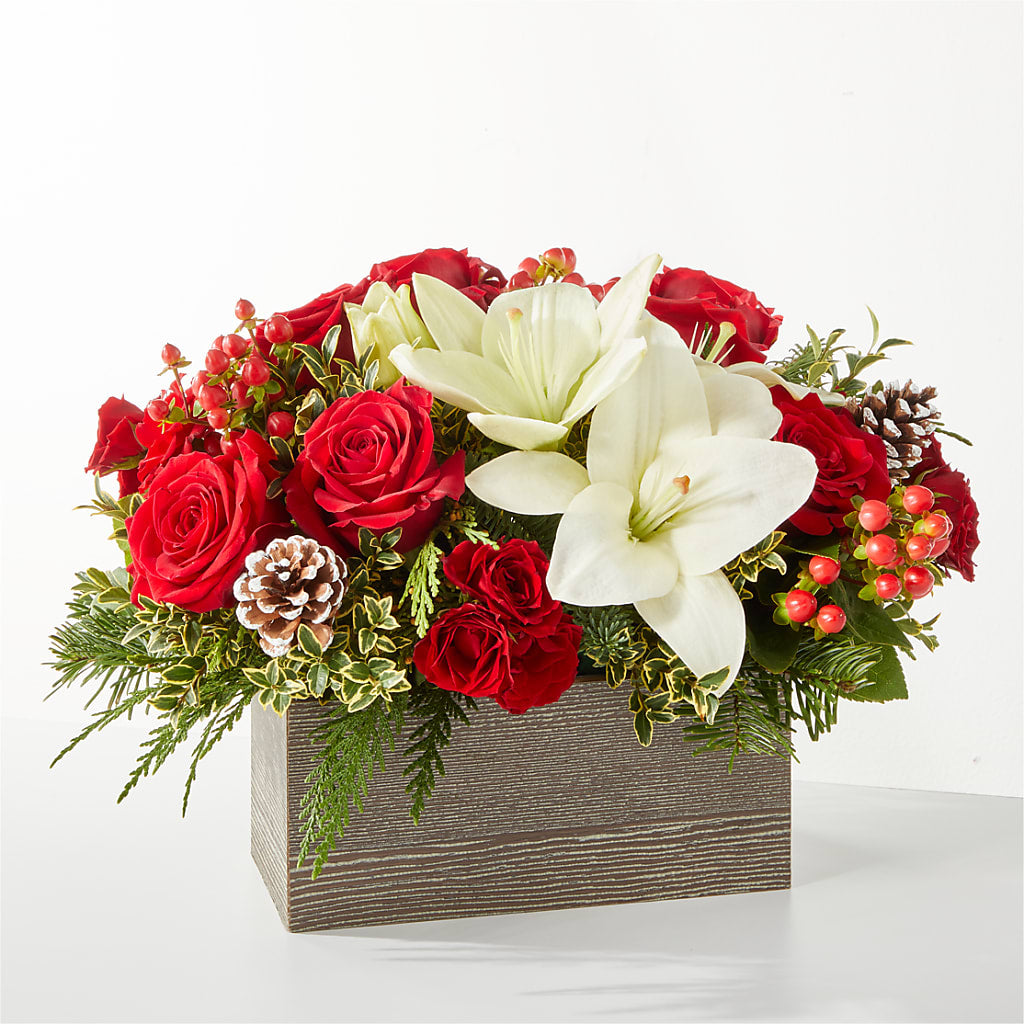 Snowy Wonderland Bouquet – Brunet Florist, Kanata ON