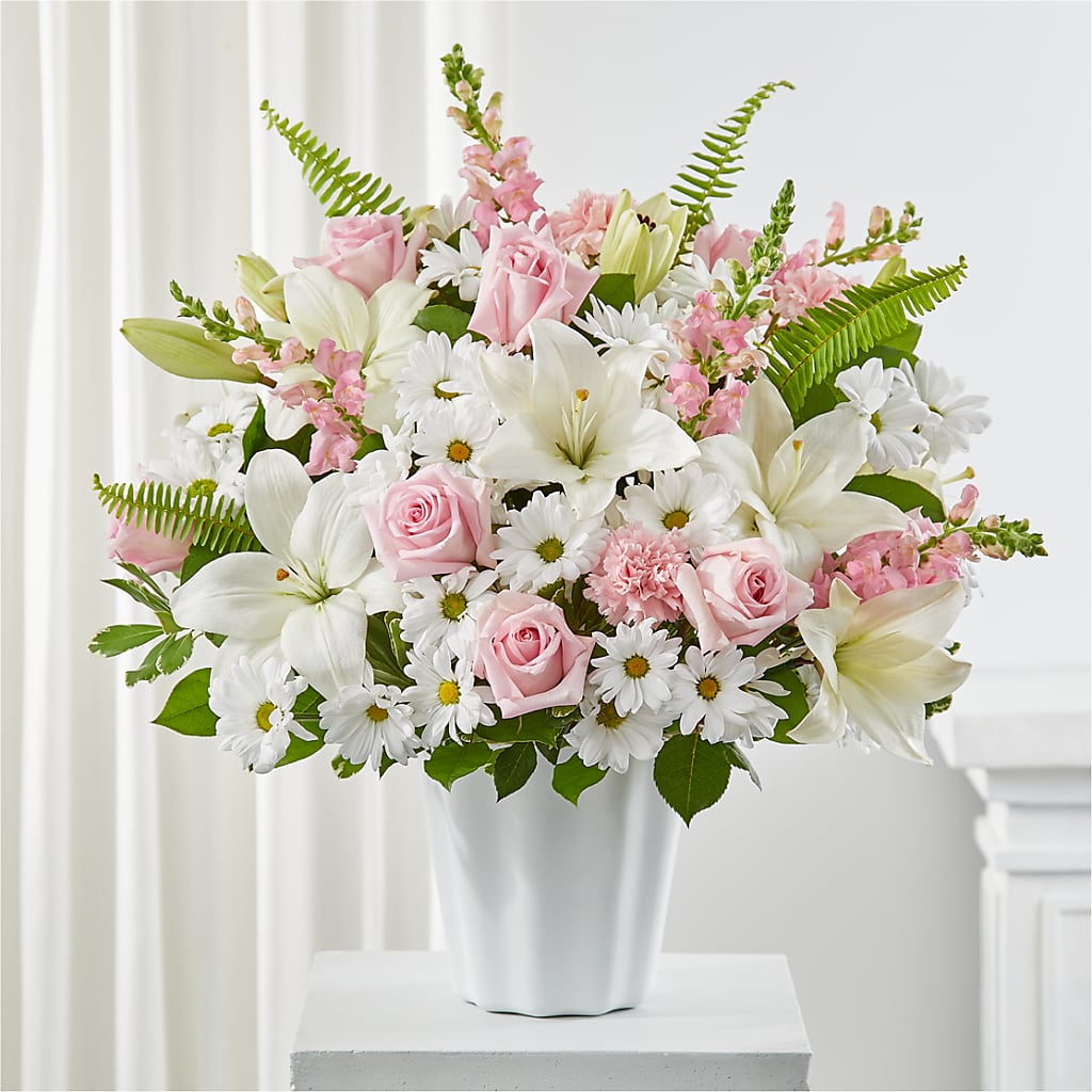 Soft Touch Tabletop Basket – Brunet Florist, Kanata ON