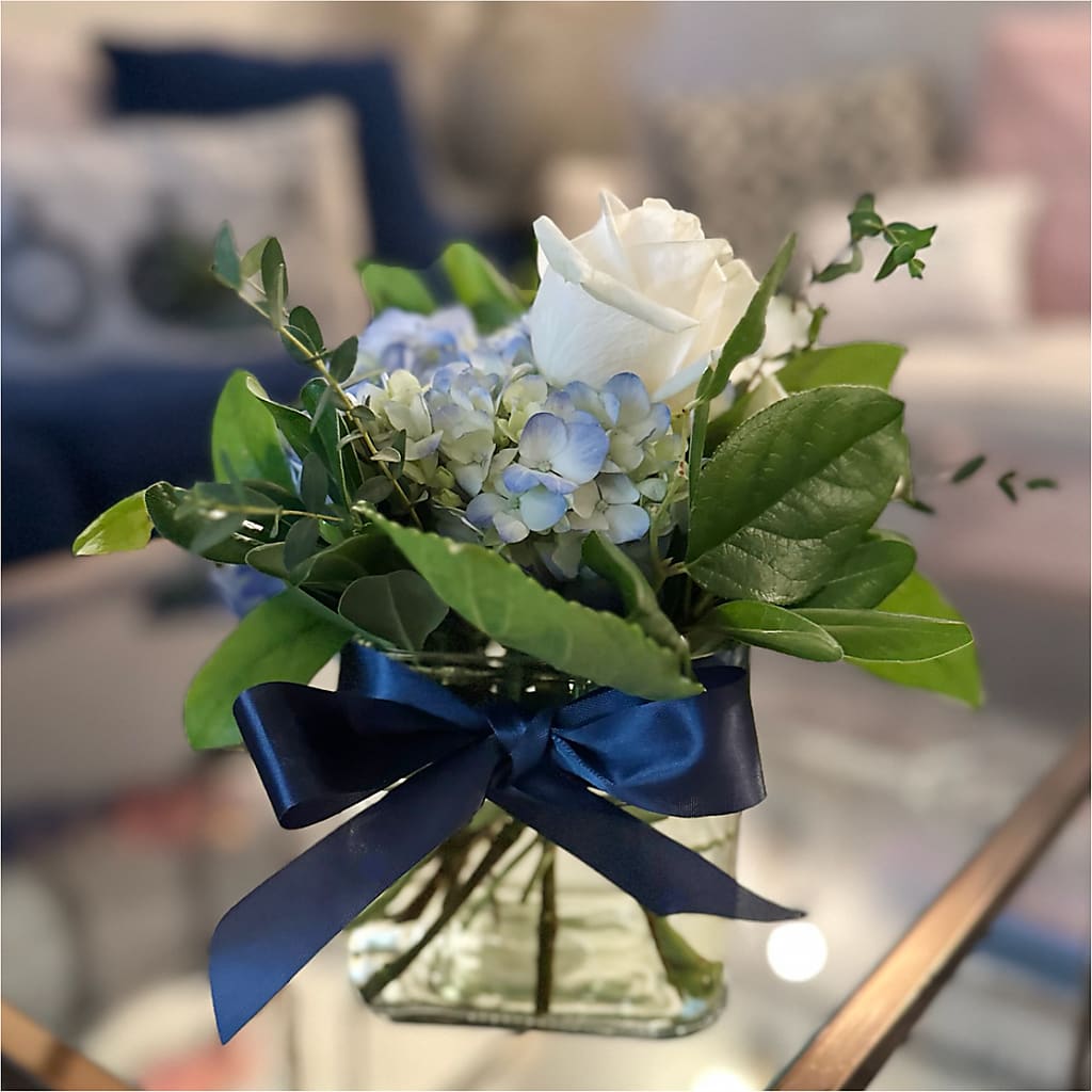 Sky Blue Delight Bouquet –  Brunet Florist, Kanata ON