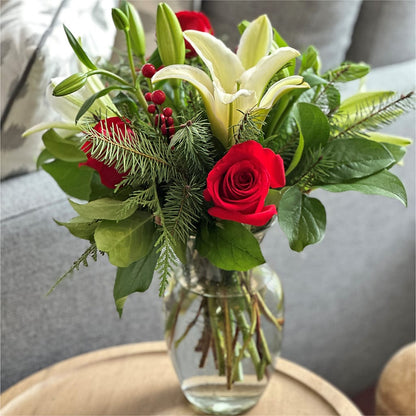 Sparkling Snowflakes Bouquet –  Brunet Florist, Kanata ON