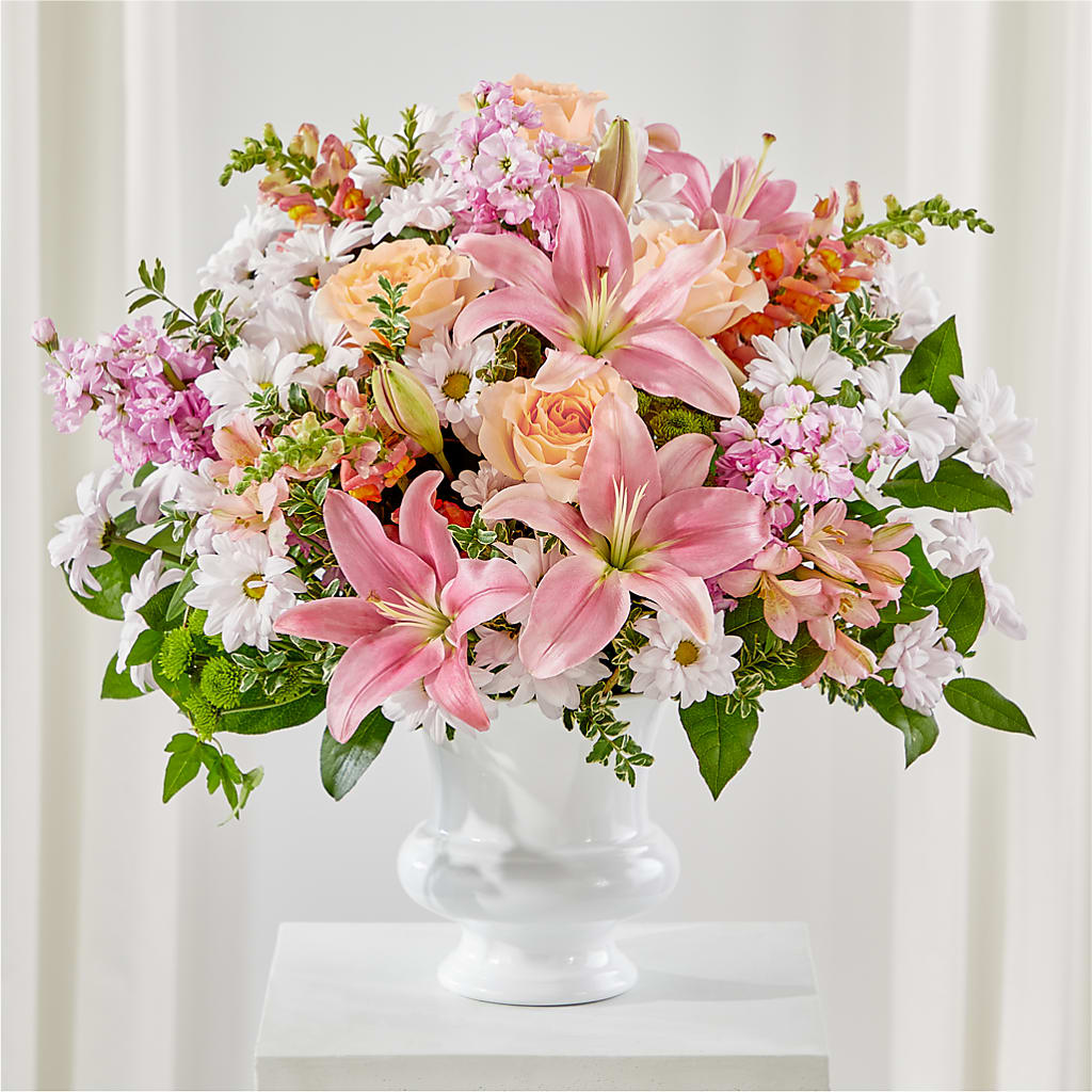 Heartfelt Gesture Urn Arrangement